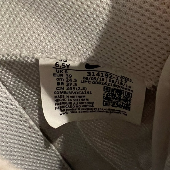 Louis Vuitton Air Forces / One Twelves - Picture 8 of 8